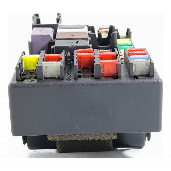 Caixa Fusivel Spin Cobalt Onix Prisma 2013/2019 2b128010f