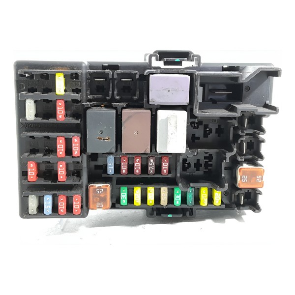 Caixa Fusivel Spin Cobalt Onix Prisma 2013/2019 2b128010f