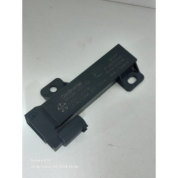 Amplificador Antena Compass Renegade 2016/2024 2840864000300