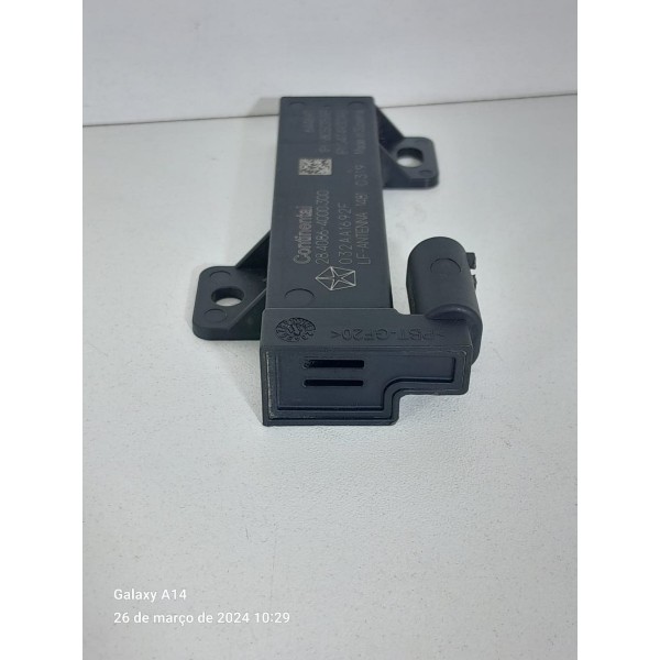 Amplificador Antena Compass Renegade 2016/2024 2840864000300