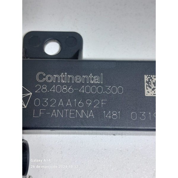 Amplificador Antena Compass Renegade 2016/2024 2840864000300