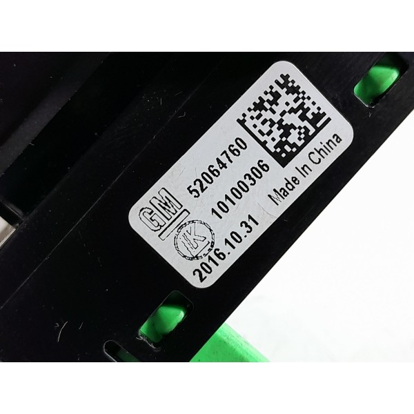 Botao Abertura Porta Mala Spin Cobalt 2013/2019 520664760