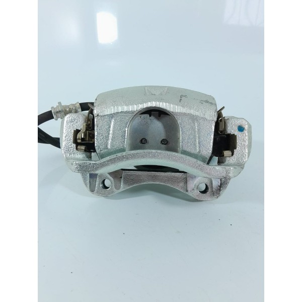 Pinca Nissan Kicks Dianteira Esquerda 2016/2024