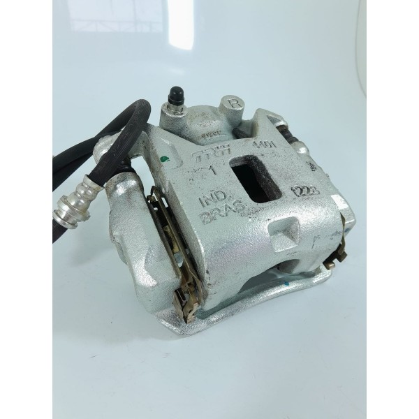 Pinca Nissan Kicks Dianteira Esquerda 2016/2024