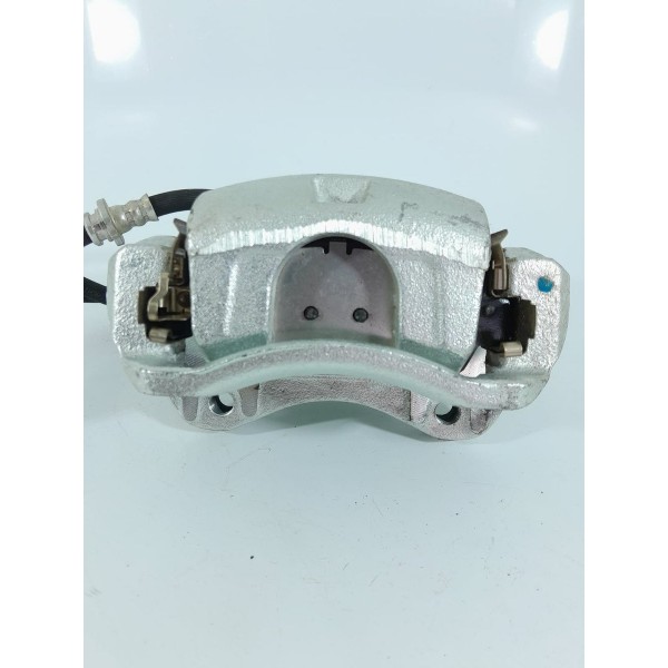 Pinca Nissan Kicks Dianteira Esquerda 2016/2024