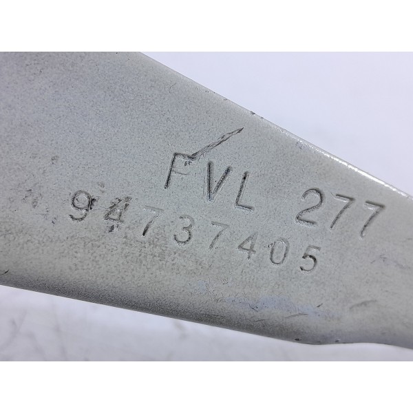 Dobradica Capo Spin Esquerda 2013 2014 2015/2019 94737405