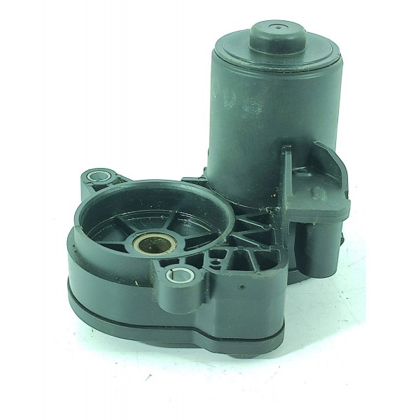 Atuador Pinca Evoque Traseira Esquerda 2012/2018 Gj322k328bd