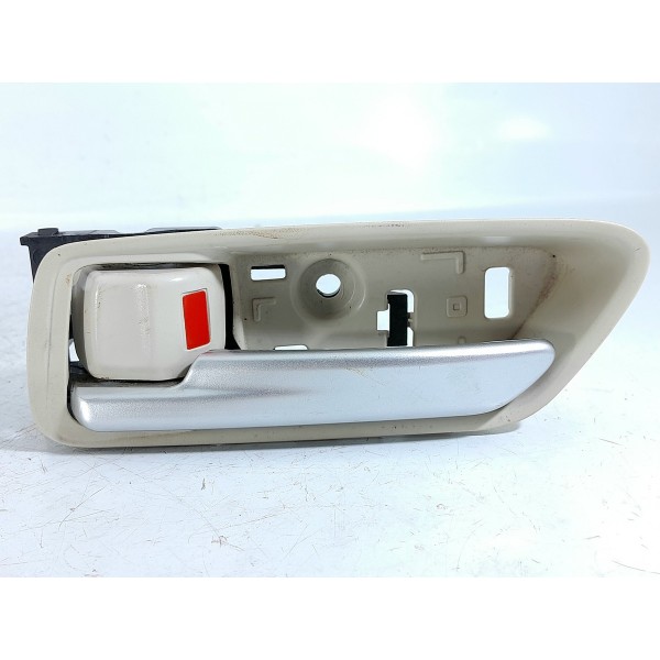 Macaneta Interna Toyota Corolla Traseira Esquerda 2018/2023 Preto Traseira