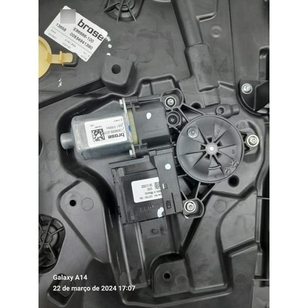 Maquina Vidro Compass Dianteira Direita 2017/2024 68242678aa