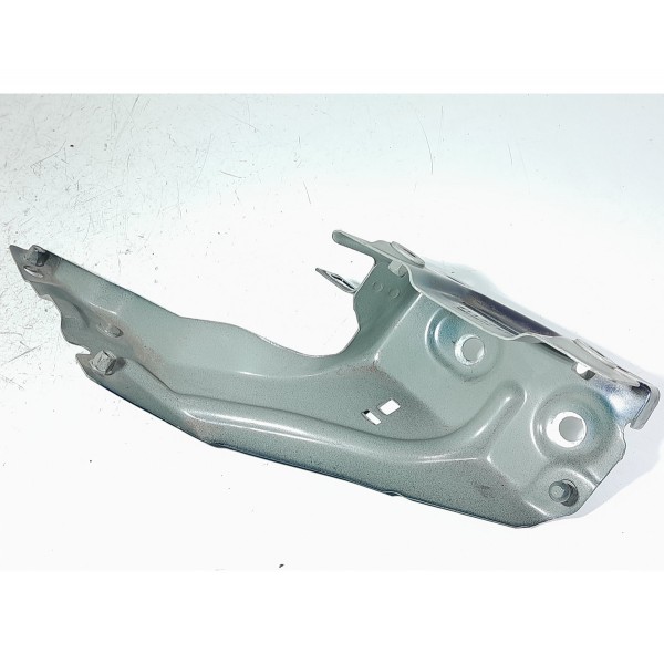 Suporte Paralama Audi Q5 Esquerdo 2018/2022 80a821135a Azul-marinho