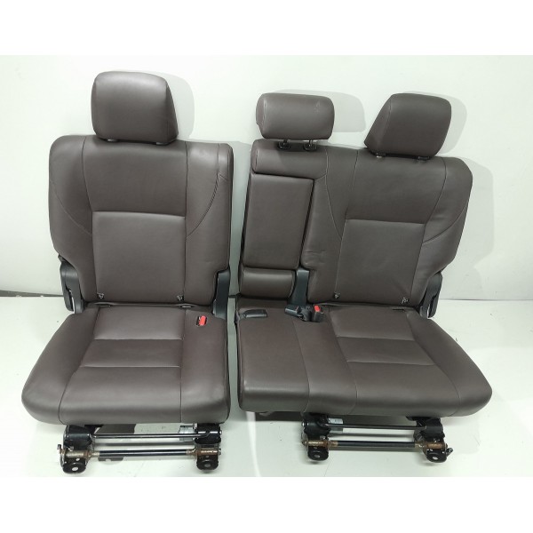 Jogo Banco Couro Hilux Sw4 2016 2017 2018 2019 2020 Original Marrom-claro