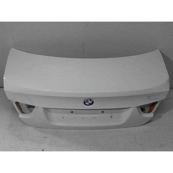 Tampa Traseira Bmw 320 2009/2012 Lisa Branco