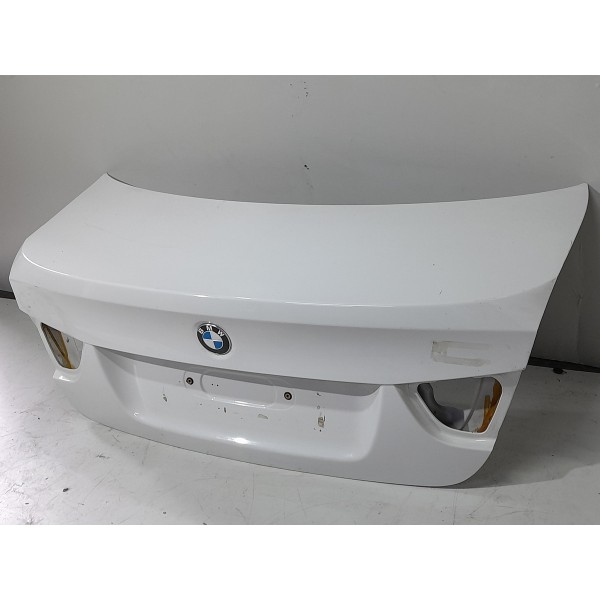 Tampa Traseira Bmw 320 2009/2012 Lisa Branco