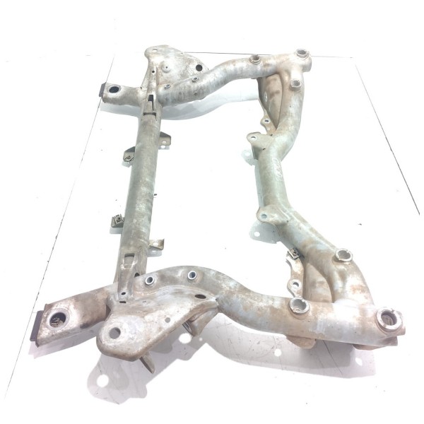 Agregado Mercedes C180 C200 Dianteiro 2008/2014 A2046281057