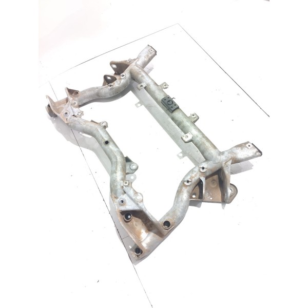 Agregado Mercedes C180 C200 Dianteiro 2008/2014 A2046281057