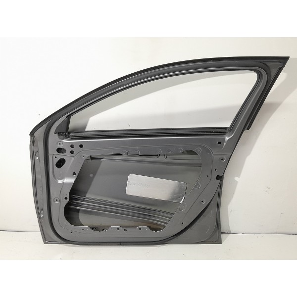 Porta Mercedes A35 A200 A250 Dianteira Direit 2019/2025 Lisa Dianteira Direito Cinza-escuro