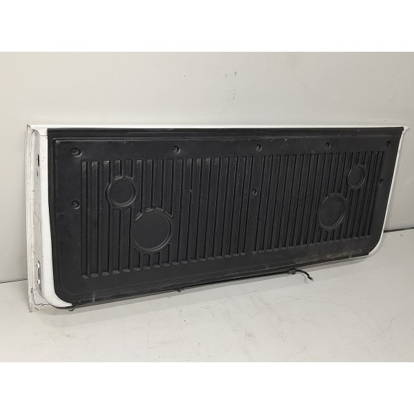 Tampa Traseira Amarok 2011/2023 Lisa Branco