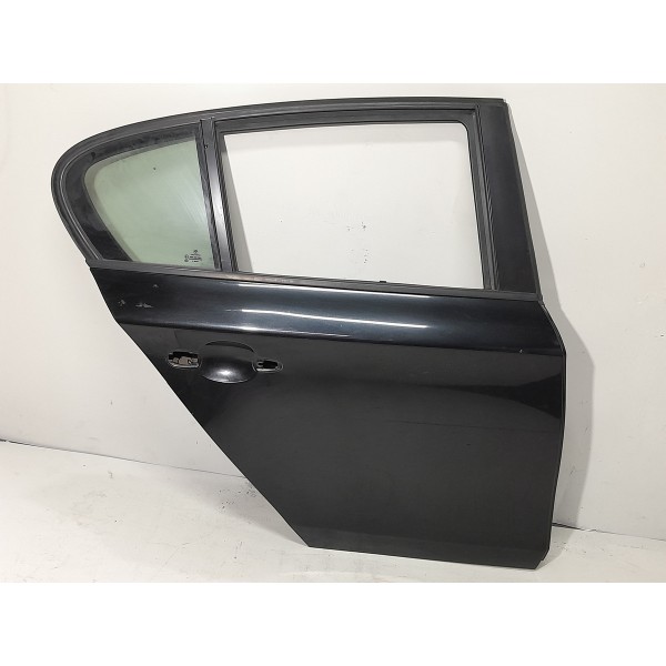 Porta Bmw 118 120 130 Traseira Direita 2006 2007/2012 Orig Traseira Direito Preto