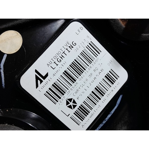 Lanterna Tampa Traseira Jeep Compass Esquerda 17/21 55112685 Esquerdo/motorista Água