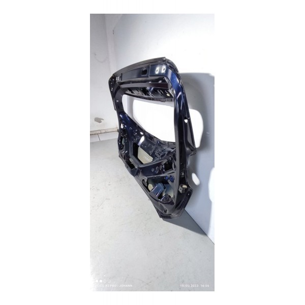 Tampa Traseira Tracker 2020/20245 Detalhe Azul