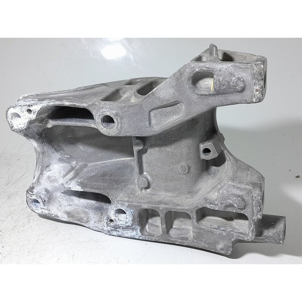 Suporte Semi Eixo Mercedes A35 Cla250 Dir 18/24 A2602230000