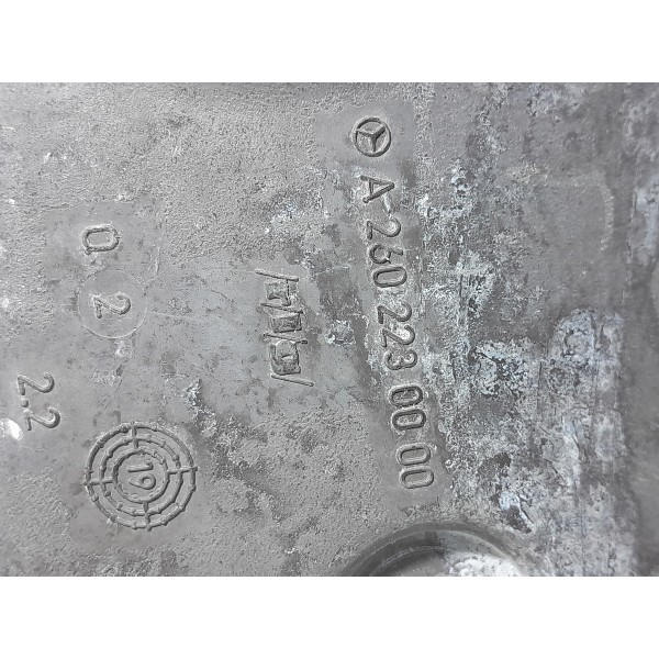 Suporte Semi Eixo Mercedes A35 Cla250 Dir 18/24 A2602230000