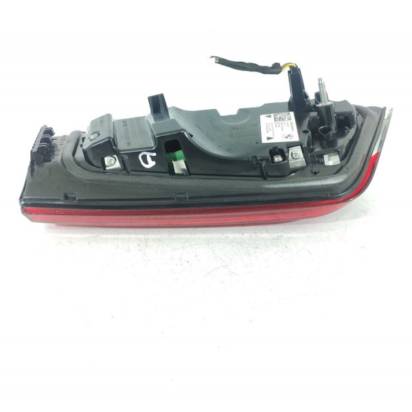 Lanterna Bmw 320 330 Direita Tampa 2019/2023 H8742045410 Direito/passageiro Vermelho