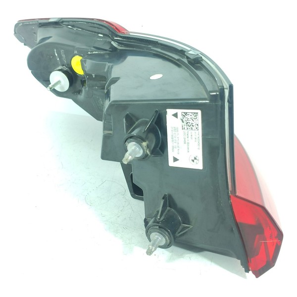 Lanterna Direita Bmw 320i 330i Canto 2019/2023 H4742045012 Direito/passageiro Vermelho