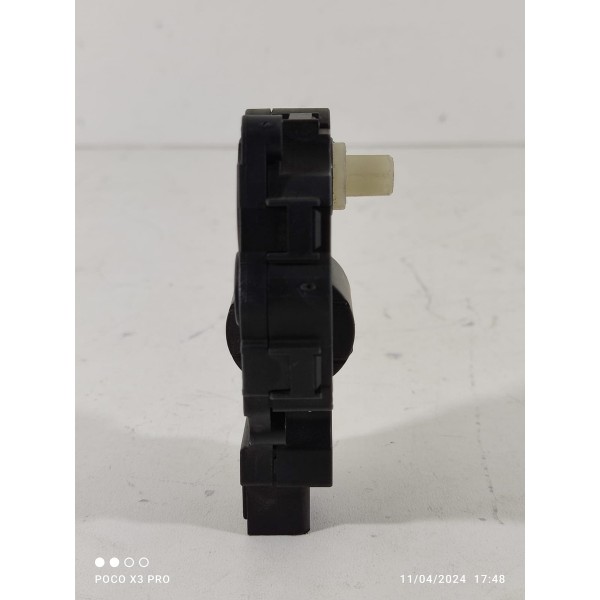 Atuador Motor Caixa Ar Mercedes C180 C200 07/2014 410475520