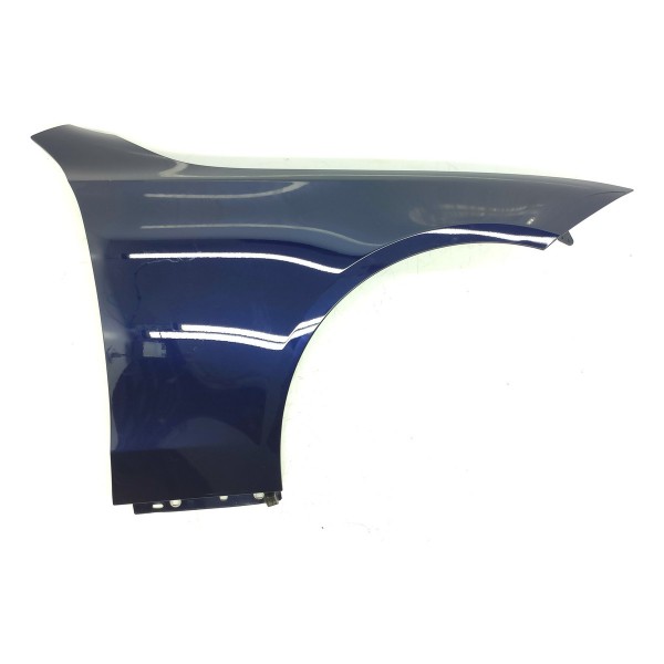 Paralama Direito Mercedes C200 C300 2022/2025 Liso Original