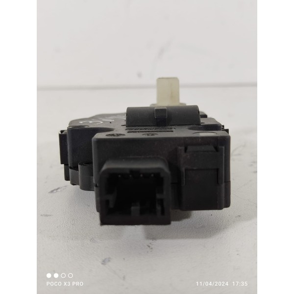 Atuador Motor Caixa Ar Mercedes C180 C200 07/2014 410475520