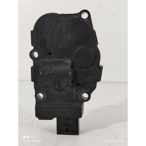 Atuador Motor Caixa Ar Mercedes C180 C200 07/2014 410475520