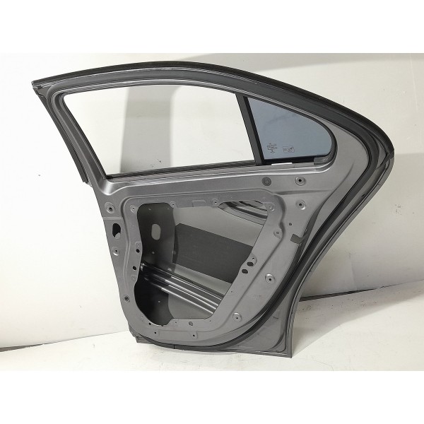 Porta Mercedes A35 Amg Sedan Traseira Direita 2019/2025 Traseira Direito Cinza-escuro