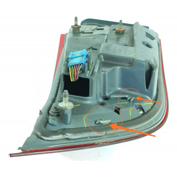 Lanterna Tampa Bmw X5 Esquerda Led 2014/2019 Det 730127107 Esquerdo/motorista Vermelho