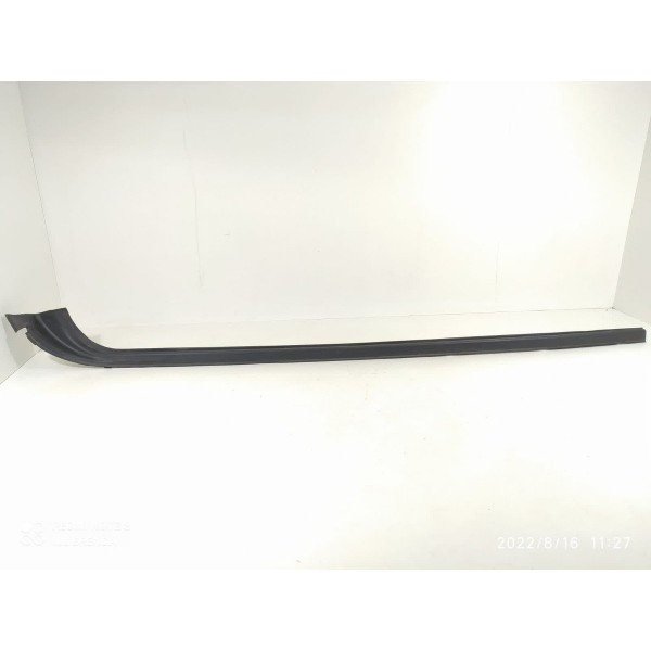 Friso Parabrisa Jac T40 2019 Esquerdo Detalhe