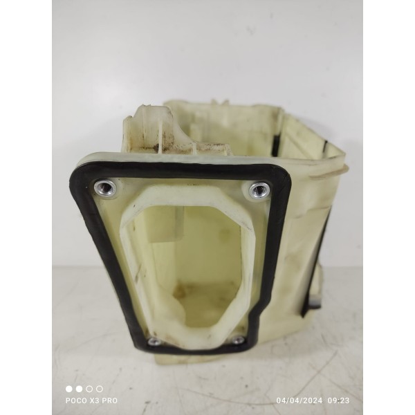 Tampa Caixa Fusiveis Mercedes C180 C200 08/2014 A2045400080