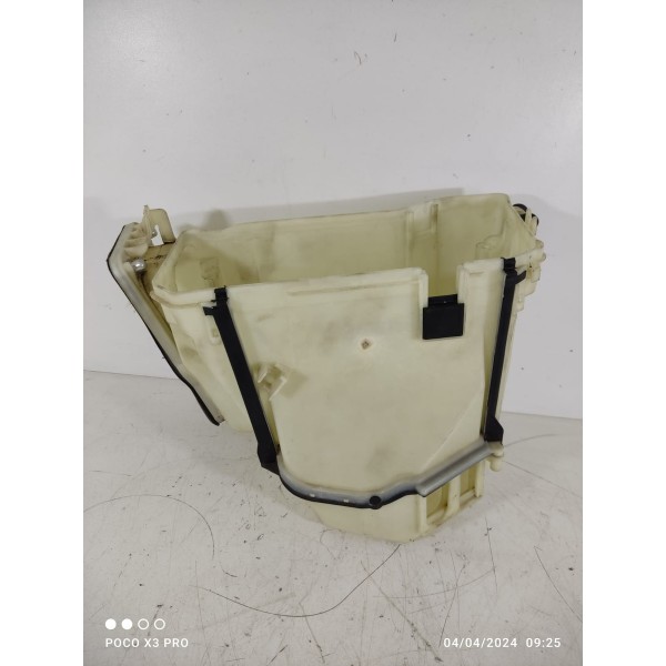 Tampa Caixa Fusiveis Mercedes C180 C200 08/2014 A2045400080