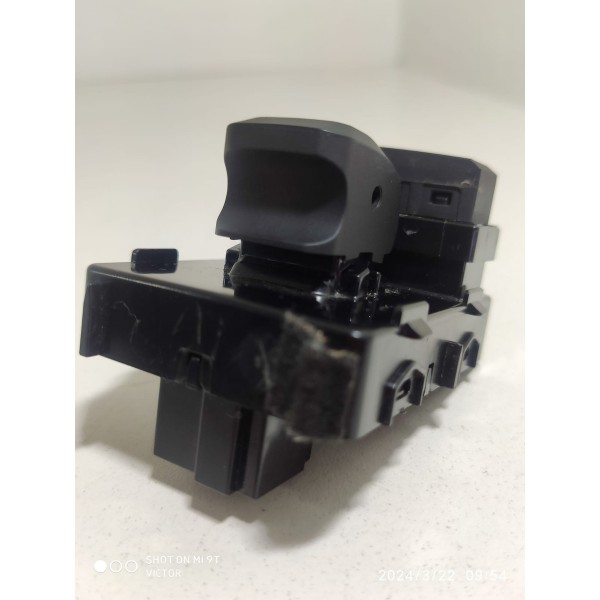 Botao Vidro Trava Compass Dianteira Dir 2022/2024 6xq06trmab