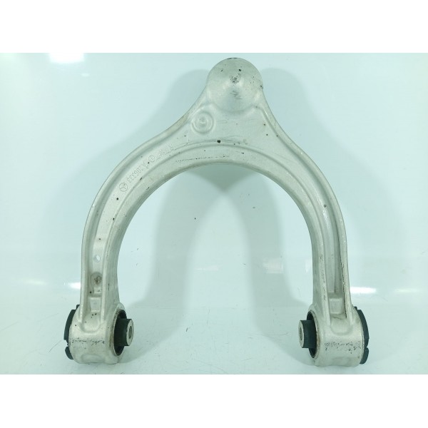 Bandeja Balanca Mercedes C200 C300 W206 Direita 2022/2025