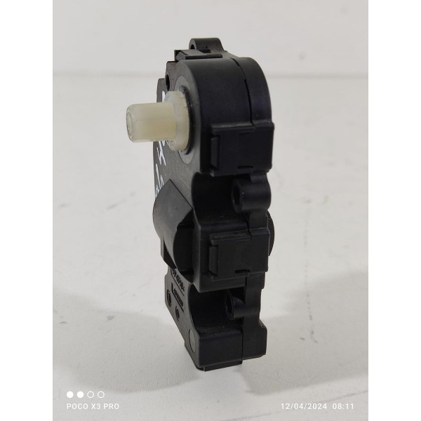 Motor Atuador Caixa Ar Mercedes C180 C200 08/2014 410475520