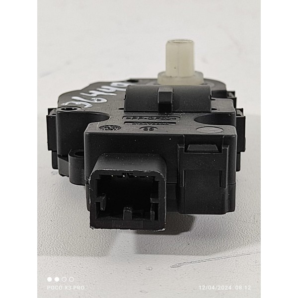 Motor Atuador Caixa Ar Mercedes C180 C200 08/2014 410475520