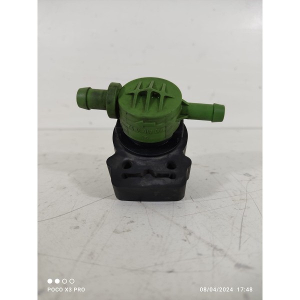 Valvula Canister Mercedes C180 C200 2008/2014 0004708793