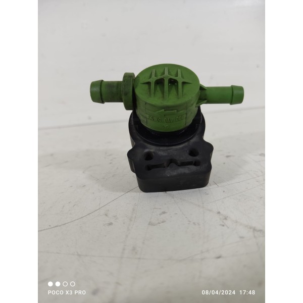 Valvula Canister Mercedes C180 C200 2008/2014 0004708793