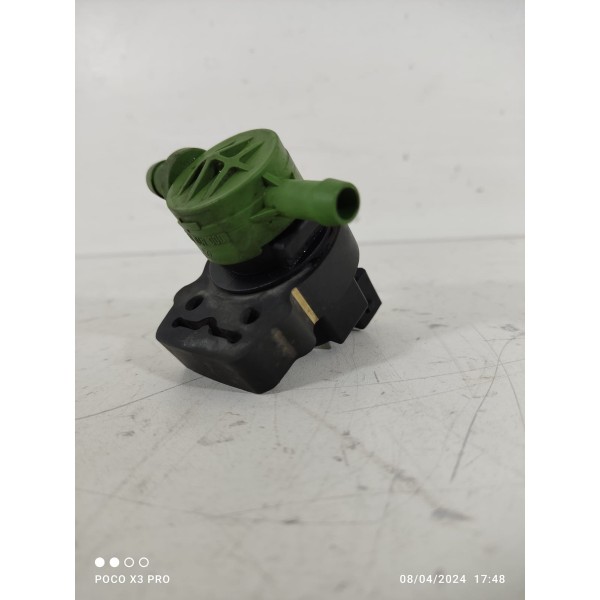 Valvula Canister Mercedes C180 C200 2008/2014 0004708793