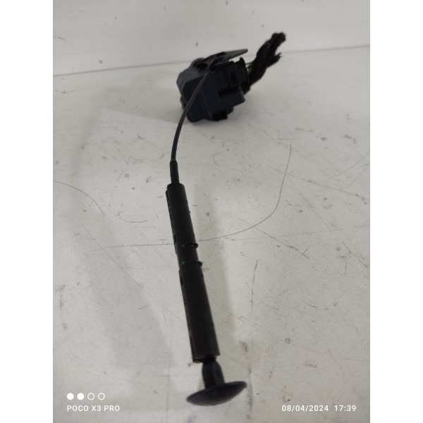 Motor Trava Portinhola Mercedes C180 2008/2014 A2048990050