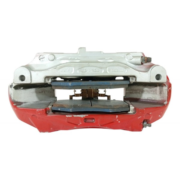 Pinca Mercedes A35 Cla35 A43 Amg Dianteira Direita 2020/2024