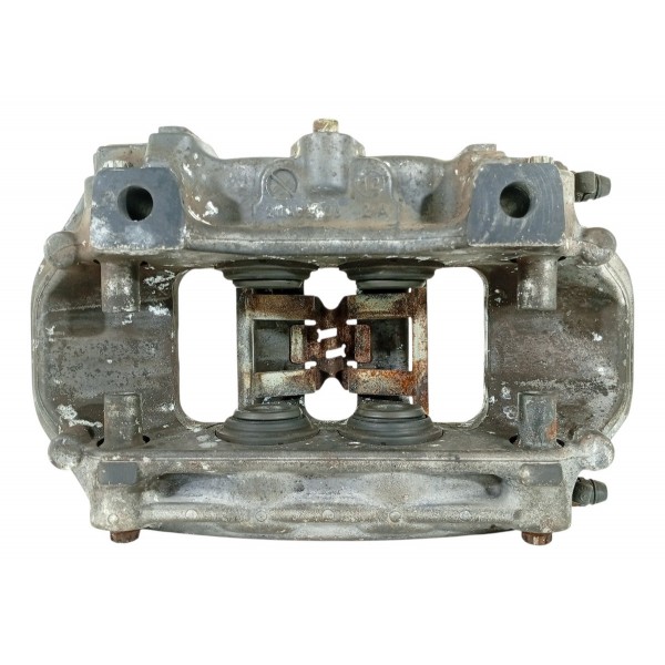 Pinca Porsche Cayenne Dianteira Direita 2009/2018 7p0615424