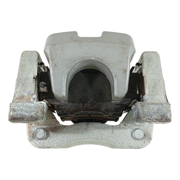 Pinca Corolla Cross 2.0 Traseira Direita 2020/2025