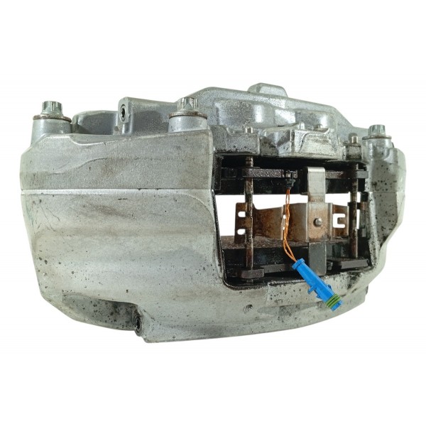 Pinca Freio Mercedes C200 C250 Dianteira Dir 2015/2021