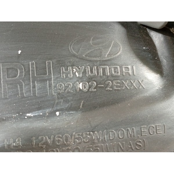 Farol Hyundai Tucson Direito 2006/2014 921022exxx Direito/passageiro